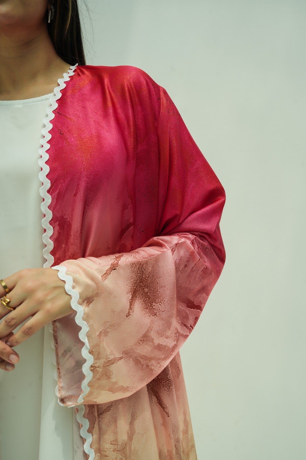 Blush Marble Elegance Abaya