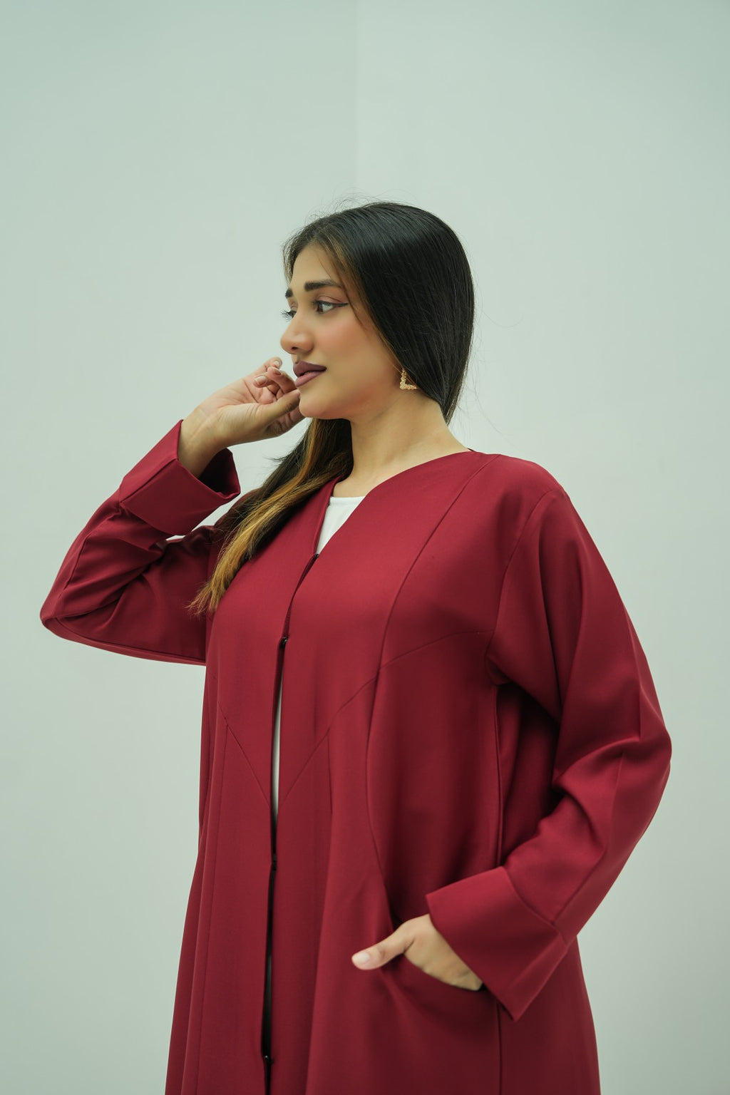 Ruby Minimalist Abaya