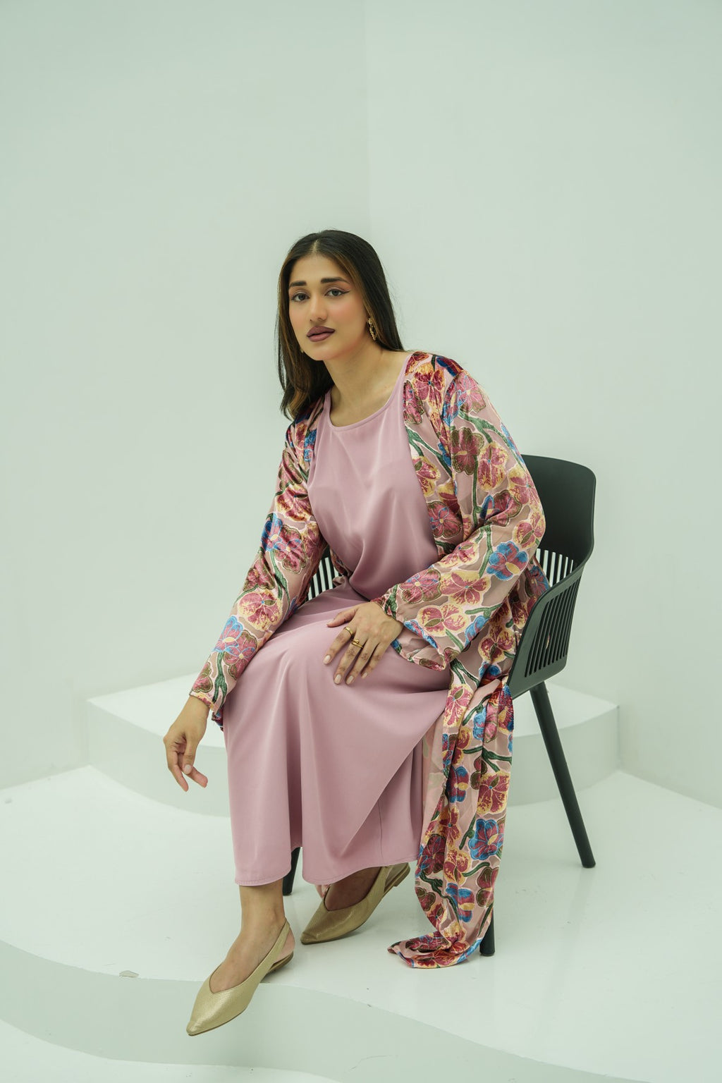 Blush Floral Bloom Abaya